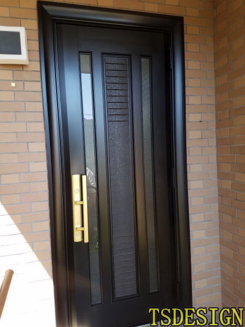 アルミ製玄関ドア塗装例40-03ドア塗装