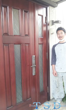 木製玄関ドア塗装修理　塗装例54-2
