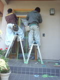 横浜市港南区港南台で玄関ドア塗装修理117-07