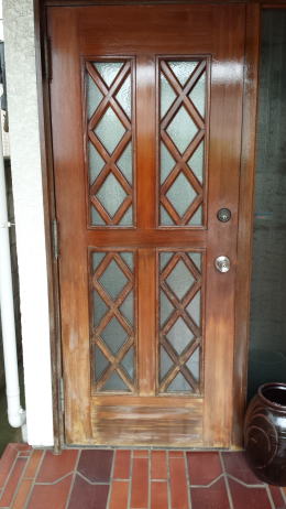 木製玄関ドアの塗装例横浜市174-1