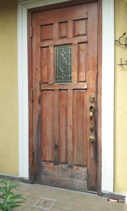 木製玄関ドア塗装修理　塗装例66-1