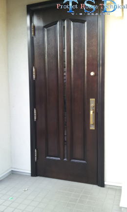玄関ドア修理　塗装例44