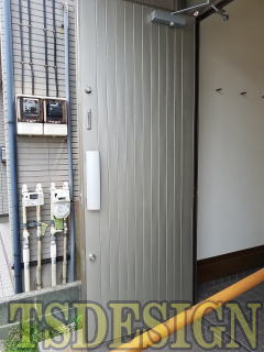 アルミ 玄関ドア塗装26-06