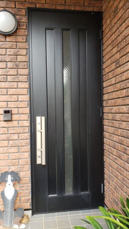 アルミ製玄関ドア塗装例43-01ドア塗装