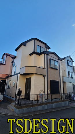 アルミ製玄関ドア塗装例57-02　横浜市戸塚区