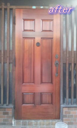 塗装例50　玄関ドア塗装修理