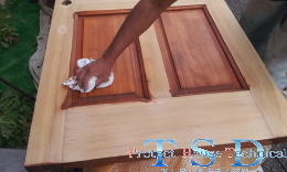 塗装例52-7　木製玄関ドア塗装修理