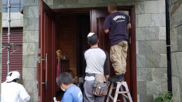 玄関ドア塗装349-03