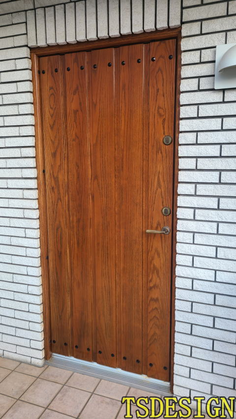 輸入玄関ドア塗装355-05