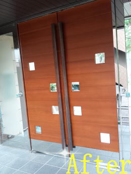 マンションエン木製トランスドア塗装130-2