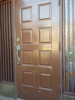 横浜市施工玄関ドア塗装150-1