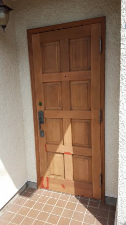 木製玄関ドアの塗装写真横浜市181-4