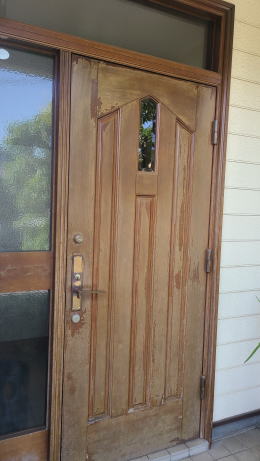 木製玄関ドア塗装例448-01　鎌倉市
