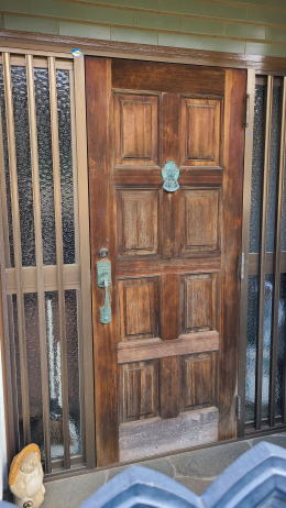 木製玄関ドア塗装例　藤沢市458-01