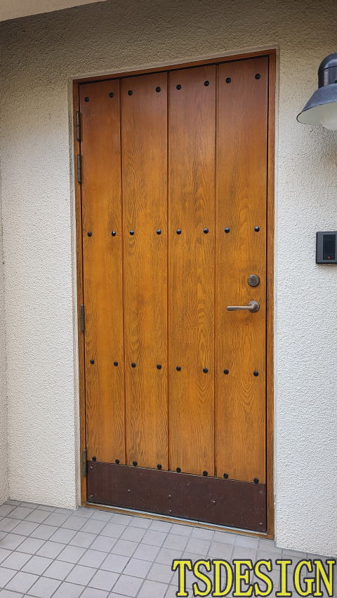 玄関ドア塗装例　横浜市港南区469-04