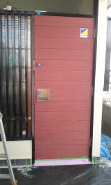 玄関ドアに銅板を貼ったリフォーム塗装例横浜戸塚区鳥ガ丘