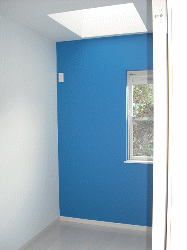 ドライウォールによる内装壁塗装　色分け塗装見本ブルー