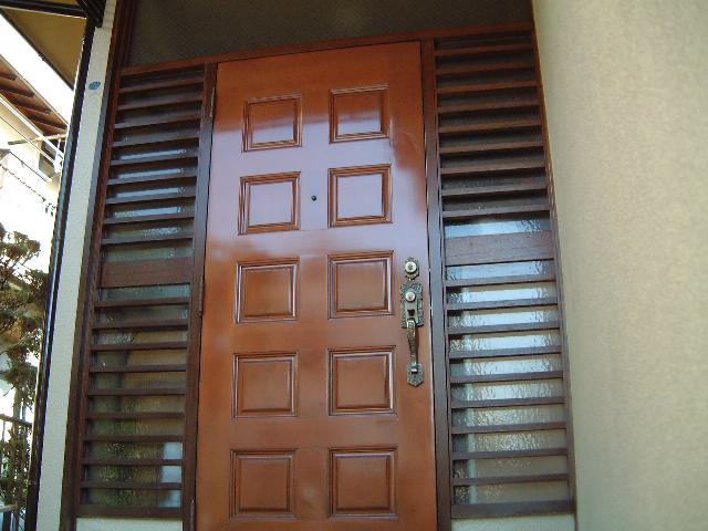 木製玄関ドア塗装のご紹介